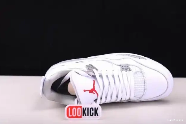 4 CT8527-100 White Retro Oreo Jordan (2021) 0506